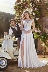 pronovias-2022-15 pronovias-2022-15